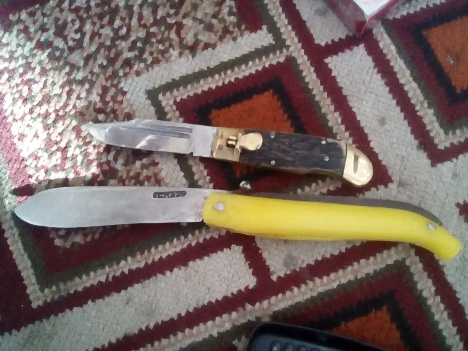 چاقوماندعلی نادی|کلکسیون اشیاء عتیقه|نجف‌آباد, امام خمینی|دیوار