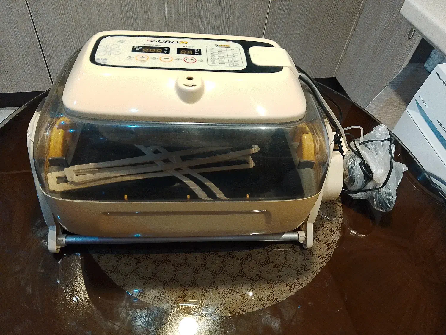 دستگاه جوجه کشی|لوازم جانبی حیوانات|تنکابن, |دیوار