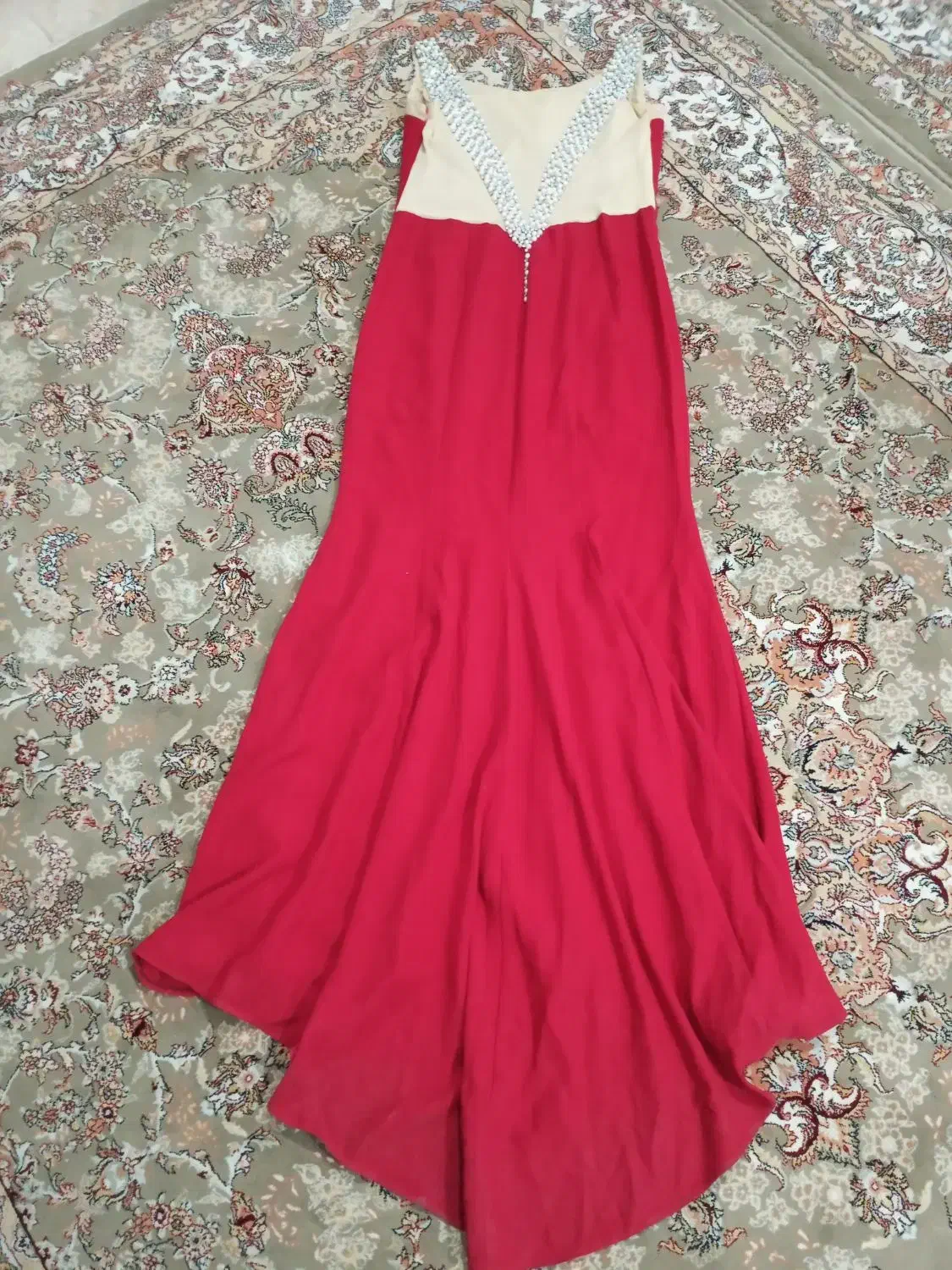 لباس های مجلسی|لباس|بندر انزلی, نیمه شعبان|دیوار