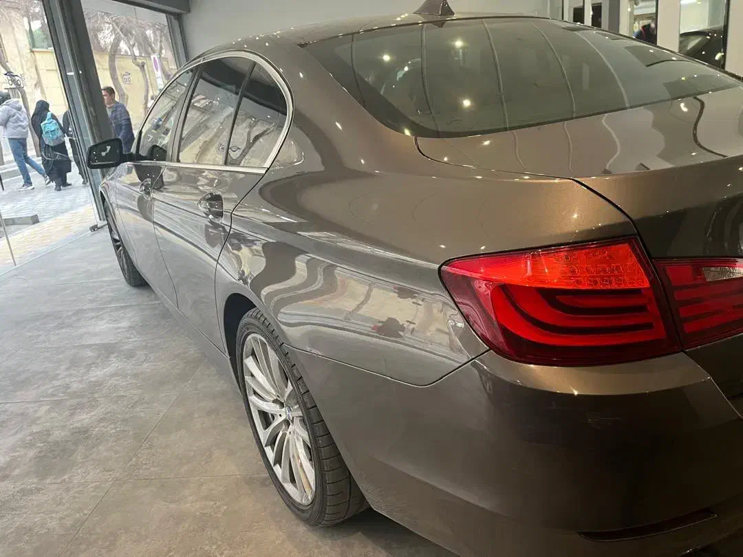 بی ام و ۵۲۸|خودرو سواری و وانت|اصفهان, چرخاب|دیوار