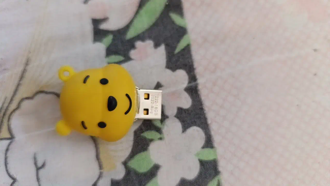 2تا فلش ۱۶ گیگ|قطعات و لوازم جانبی رایانه|شهرکرد, |دیوار