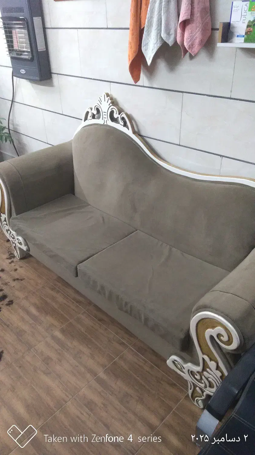 مبل راحتی(کلاسیک چستر)۳نفره|مبلمان خانگی و میز عسلی|پاکدشت, پاکدشت (مامازند)|دیوار