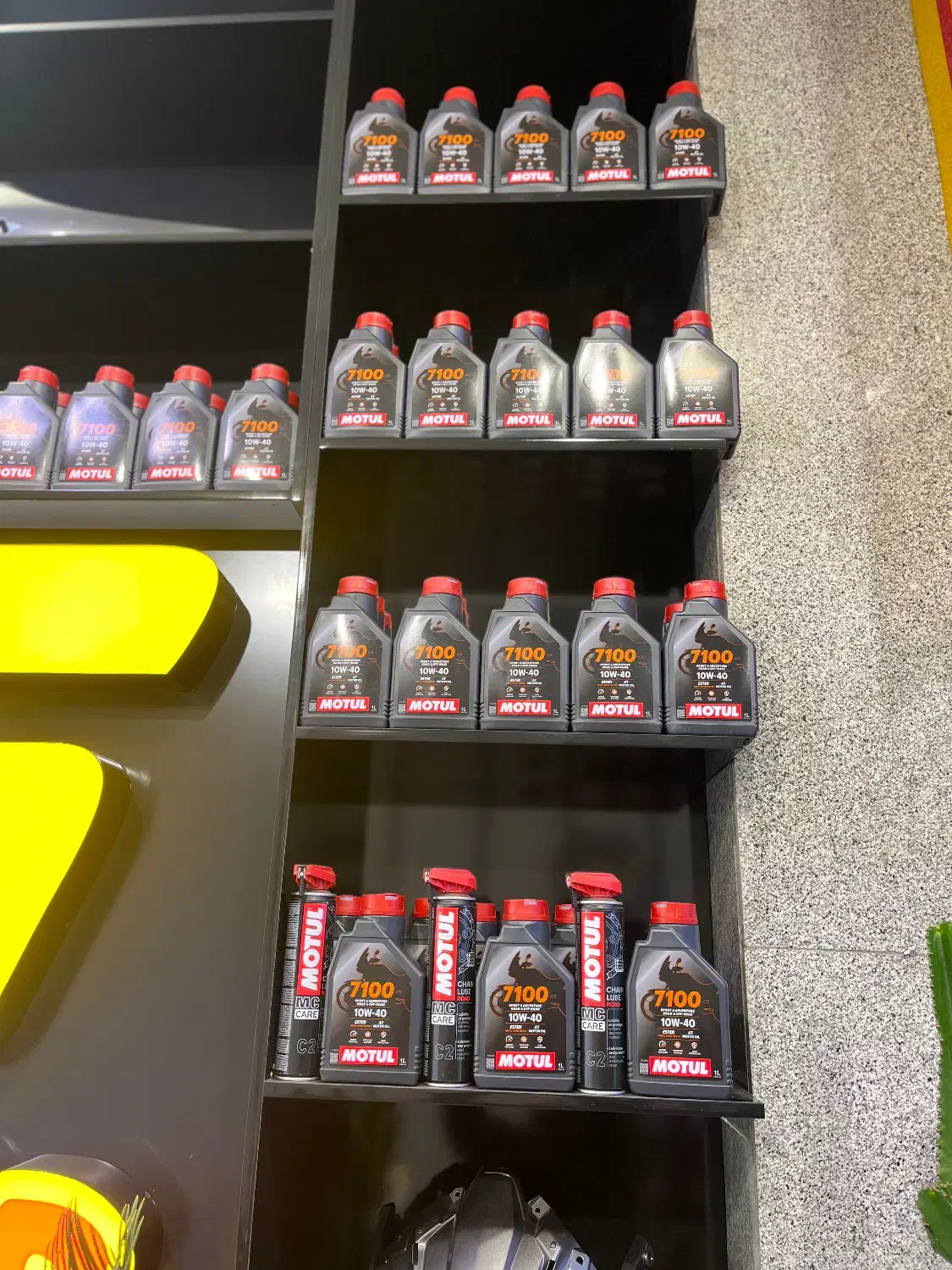 لوازم موتور سیکلت|قطعات یدکی و لوازم جانبی|تهران, امیریه|دیوار