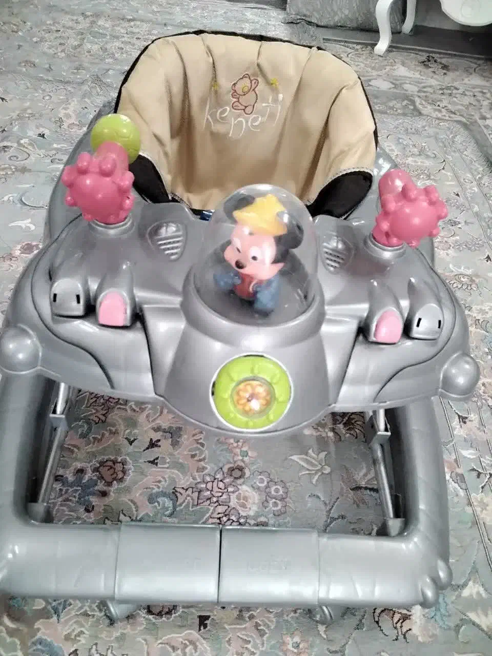 روروئک|اسباببازی|قم, وادی السلام|دیوار