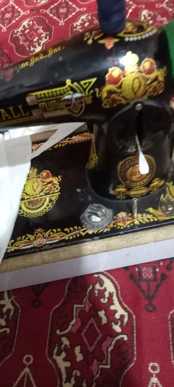 سلام چرخ خیاطی سالم وتمیز سه میلیون|چرخ خیاطی و ریسندگی|خرمشهر, |دیوار