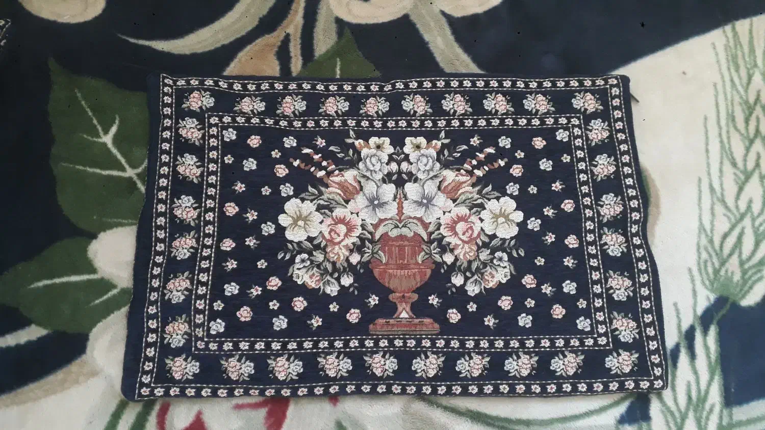 روفرشی وروزیرگوشی|روفرشی|خرمآباد, |دیوار