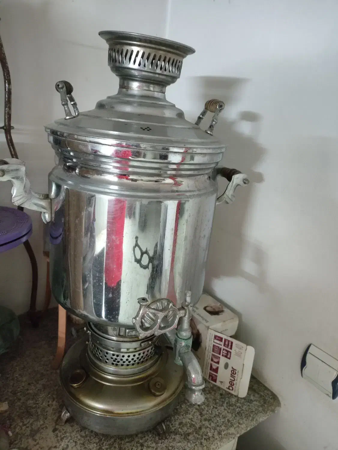 سماور نفتی 20لیتری بزرگ و پایه مخصوص حمل وزن مخزن|سماور، چایساز، قهوهساز|نوشهر, |دیوار