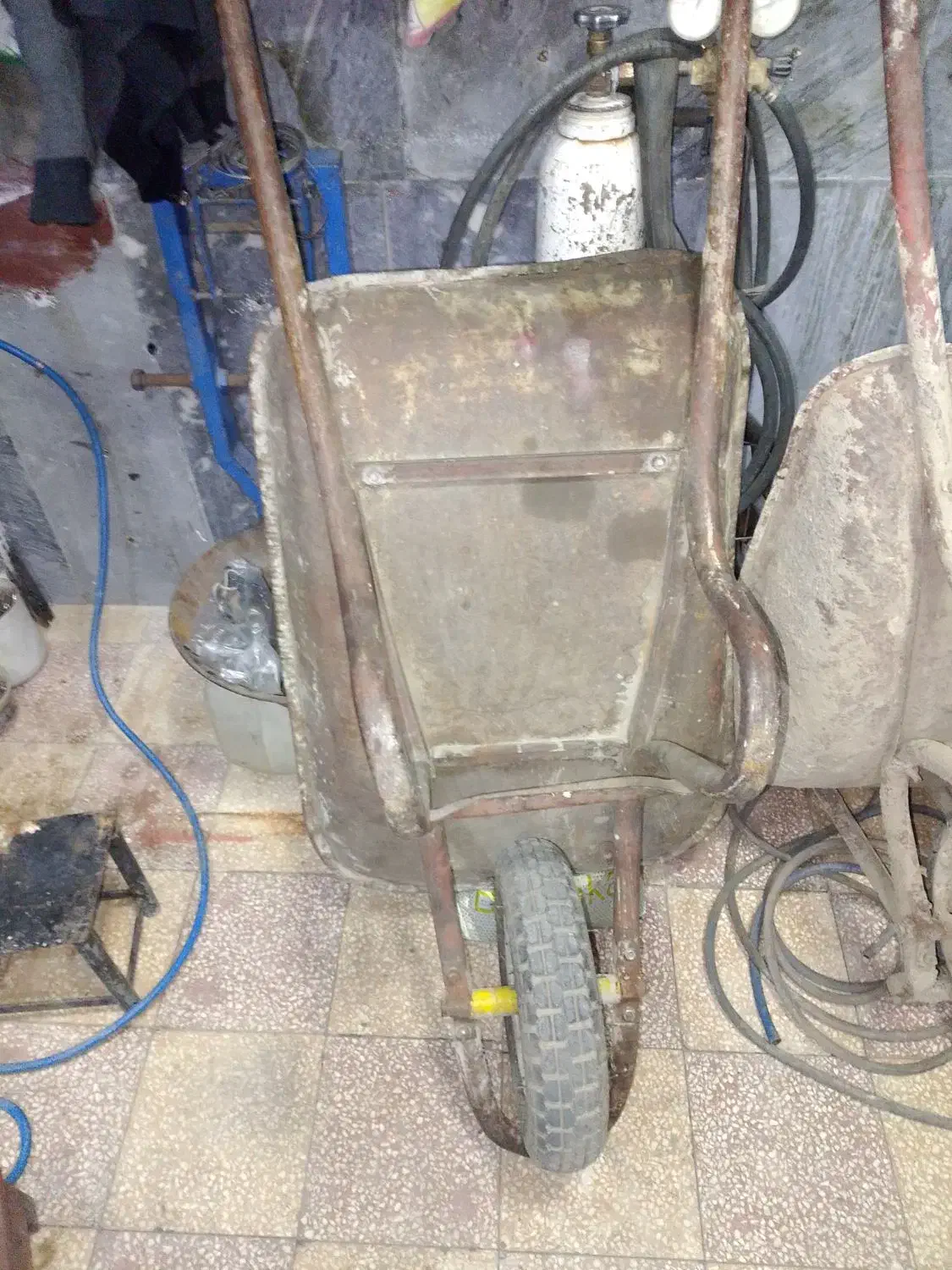 4عدد فرقون سالم وبی عیب بدون شکستگی وجوش|ابزارآلات|کاشان, زیارتی|دیوار