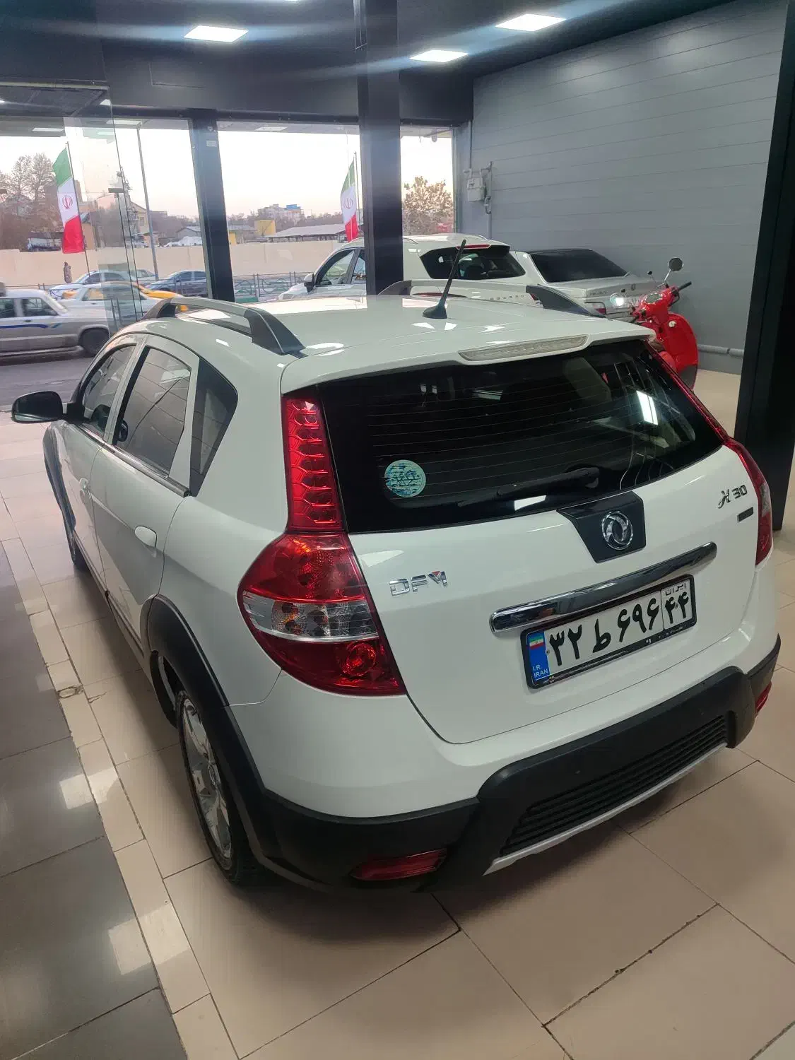 اچ سی کراس مدل ۹۷ اتوماتیک نقد و اقساط|خودرو سواری و وانت|کرج, چهارصد دستگاه|دیوار