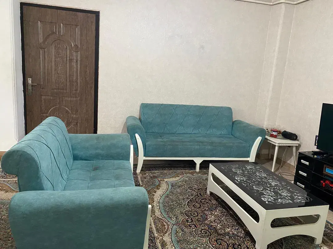 مبل هفت نفره|مبلمان خانگی و میز عسلی|رشت, باهنر|دیوار