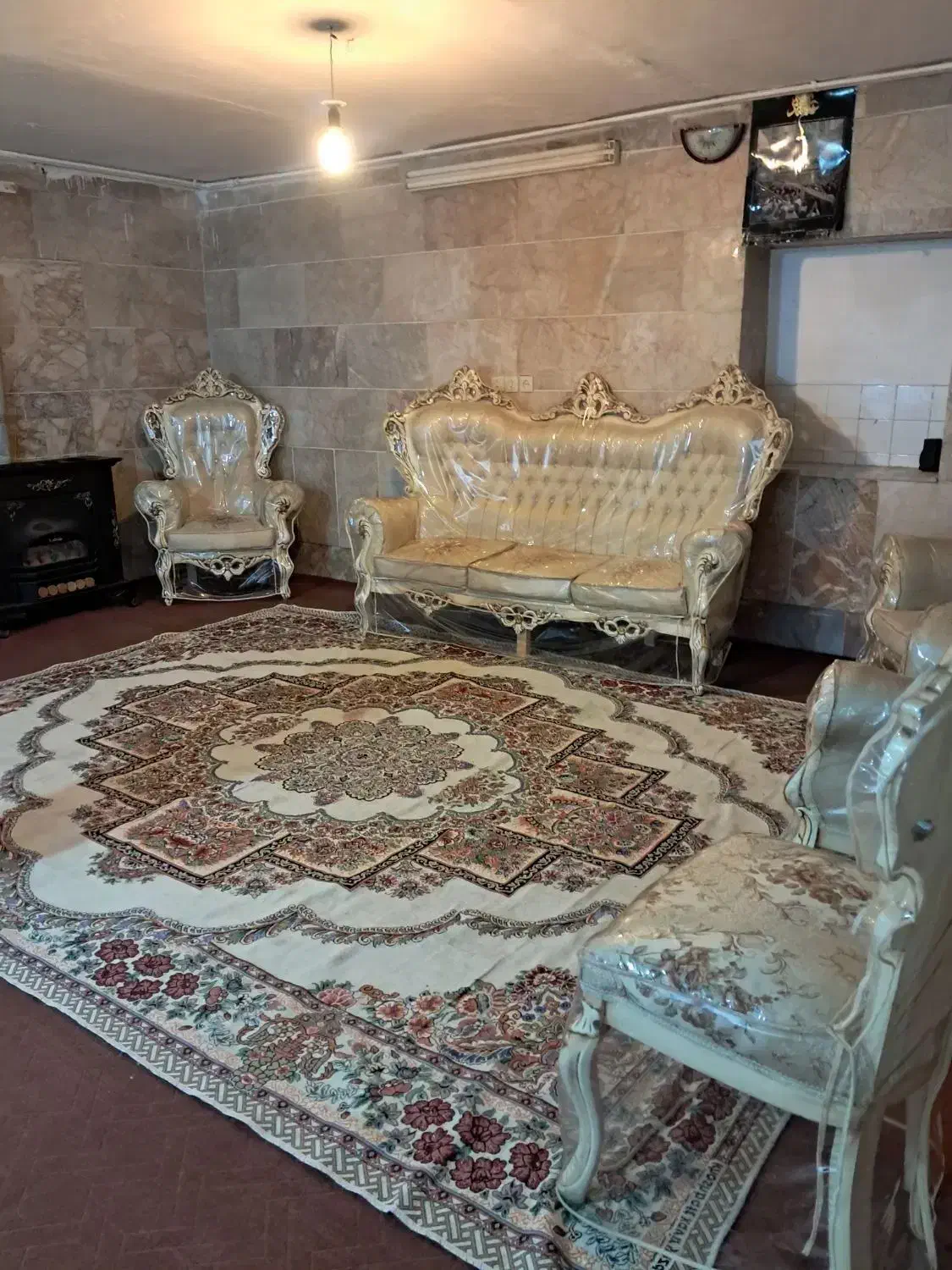 سوییت ودربستی حرم طبرسی باپارکینگ|اجارهٔ کوتاهمدت آپارتمان و سوئیت|مشهد, نوغان|دیوار