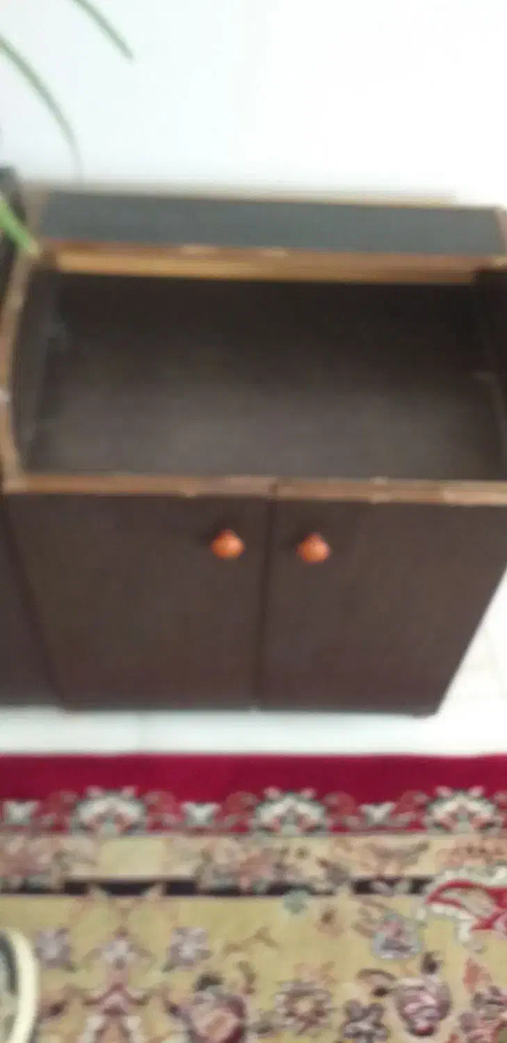 جاکفشی|جاکفشی، کمد، دراور|بومهن, |دیوار