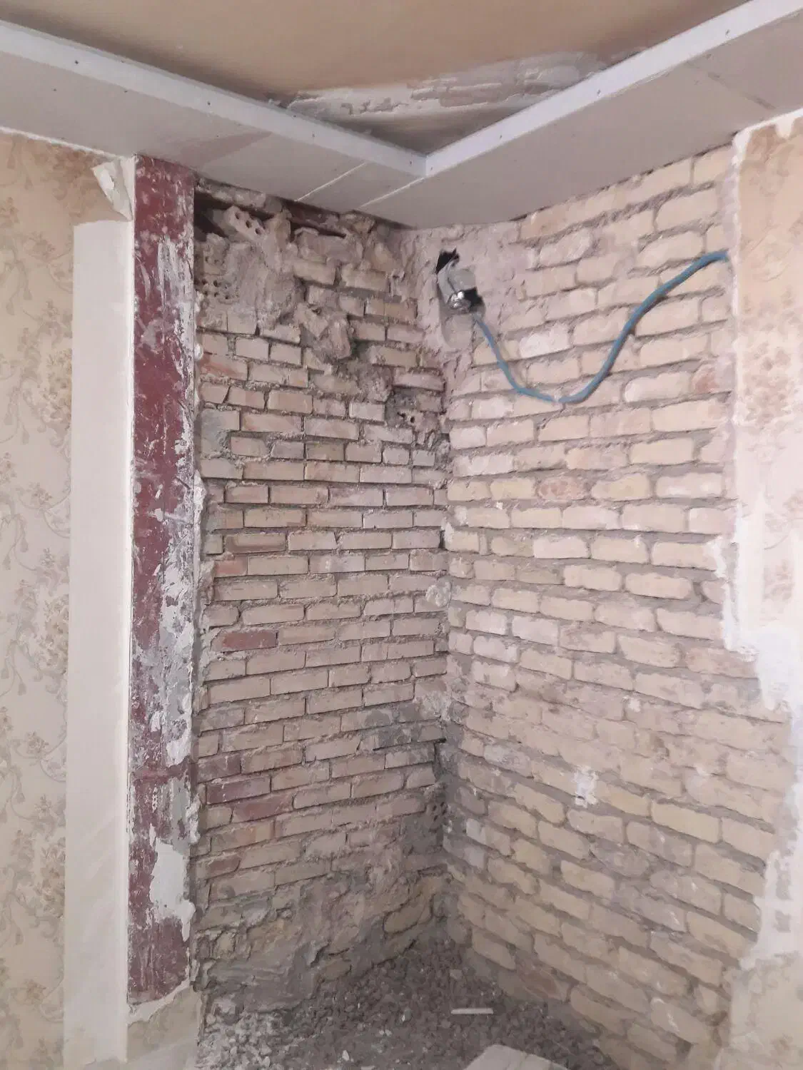 گچکار.گچ کار.گچکاری.گچ کاری|خدمات پیشه و مهارت|مشهد, شهرک رازی (شهرک غرب)|دیوار