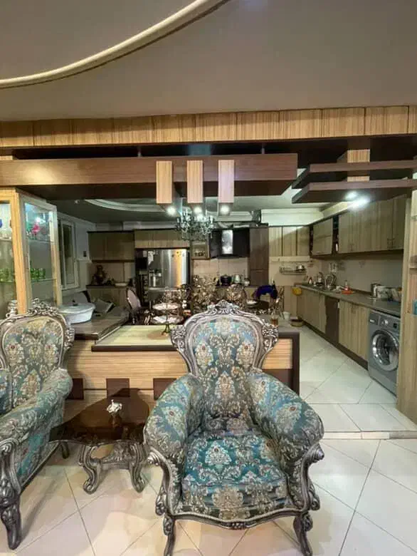 اپارتمان جنوبی ۱۳۰ متر|فروش آپارتمان|مشهد, هفده شهریور|دیوار