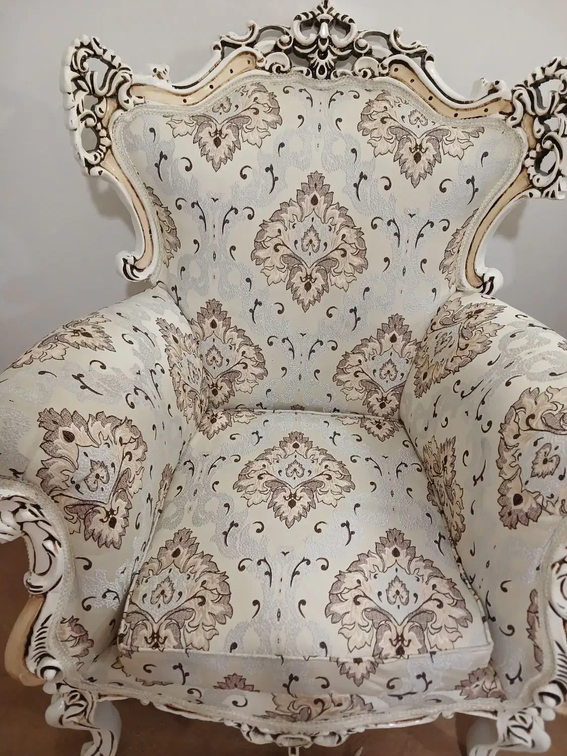 فروش مبل سلطنتی با قیمت ویژه|مبلمان خانگی و میز عسلی|مراغه, |دیوار