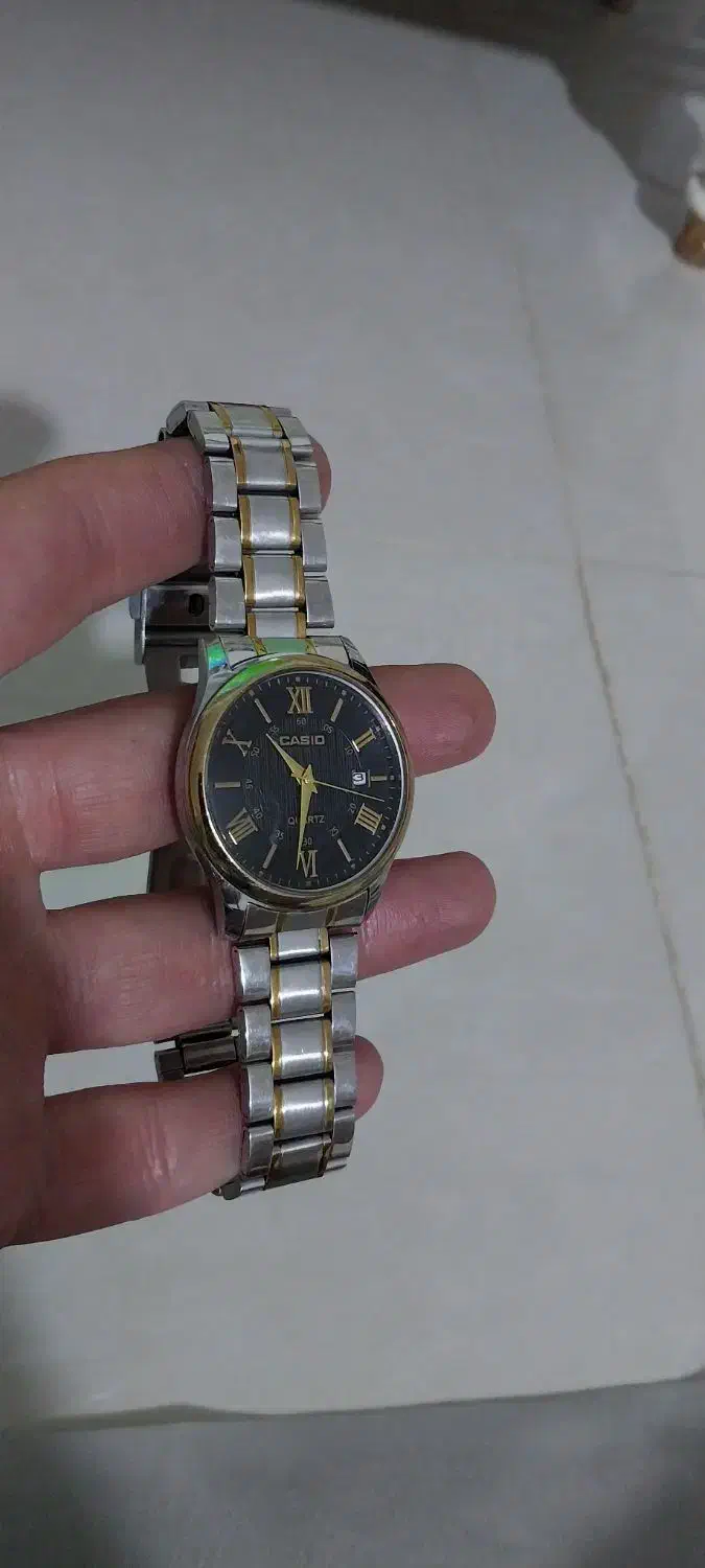 ساعت و انگشتر|ساعت|سرپل ذهاب, |دیوار