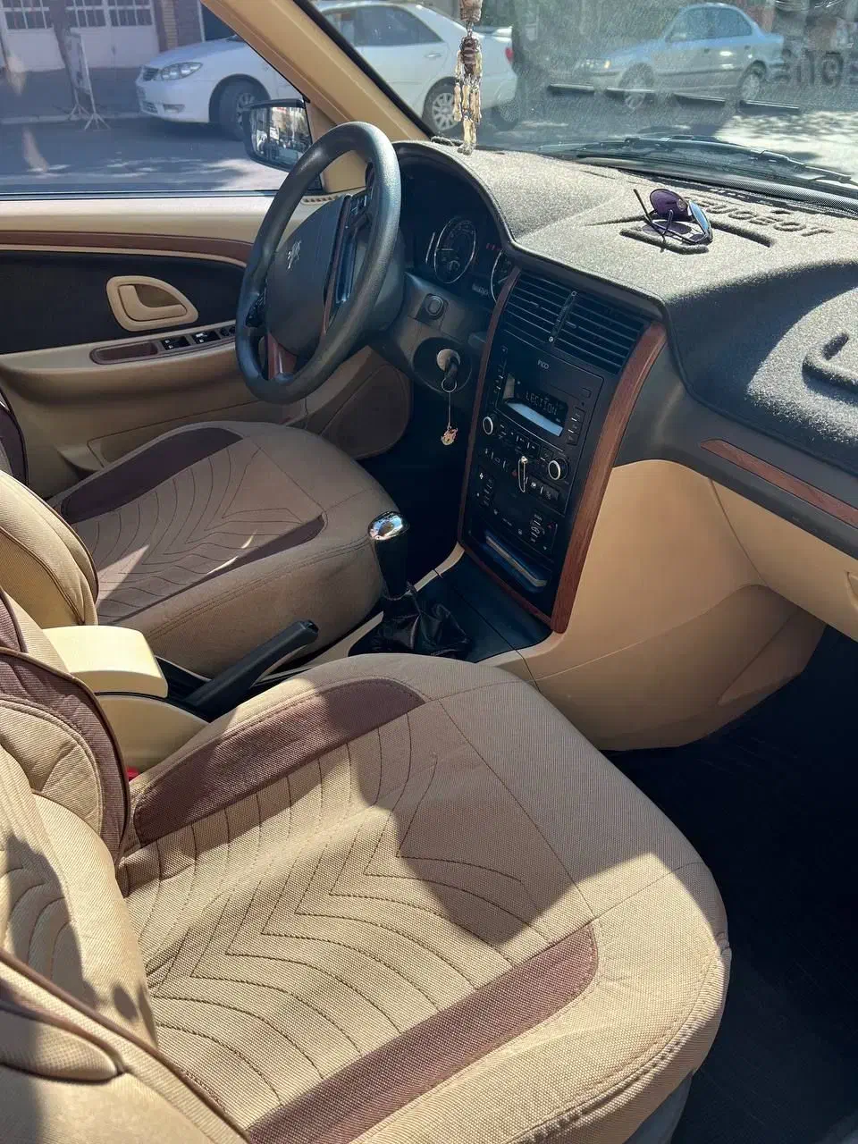 ماشین پژو پارس موتور جدید سفارشی ۱۴۰۱|خودرو سواری و وانت|تسوج, |دیوار