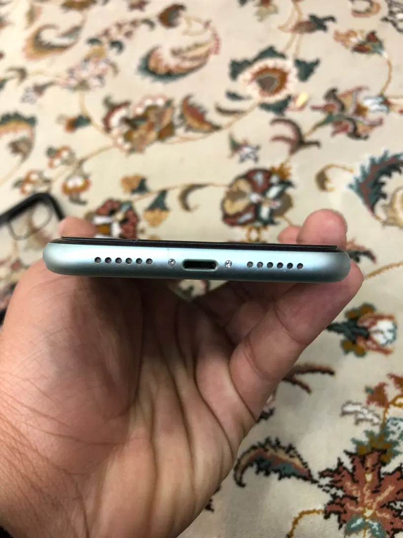 iPhone 11|موبایل|اصفهان, شهرک کاوه|دیوار