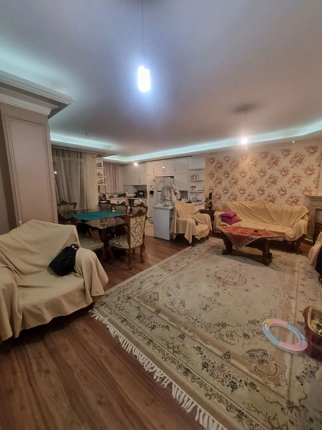 ۱۰۲ متر ۲ خواب اکازیون قبادیان شرقی|فروش آپارتمان|تهران, قبا|دیوار