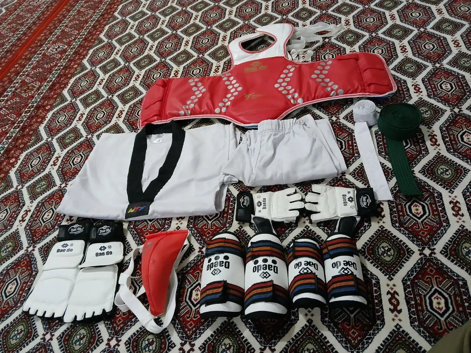 وسایل کامل تکواندو همراه لباس|تجهیزات ورزشی|آق قلا, |دیوار