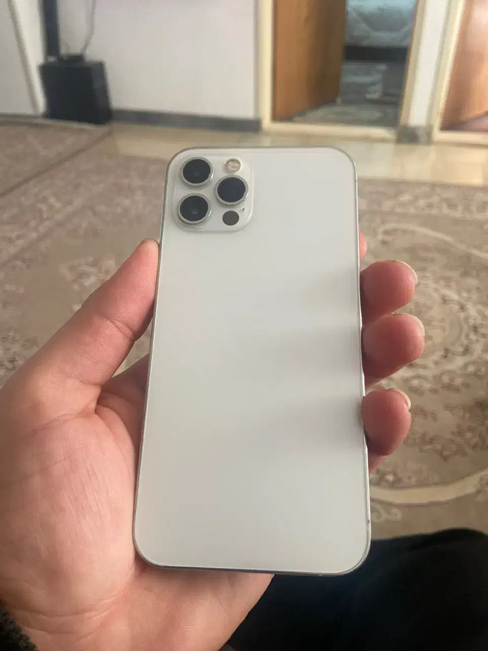 ایفون ۱۲پرو رنگ سفید درحدنو ۲۵۶گیگ|موبایل|چمستان, |دیوار