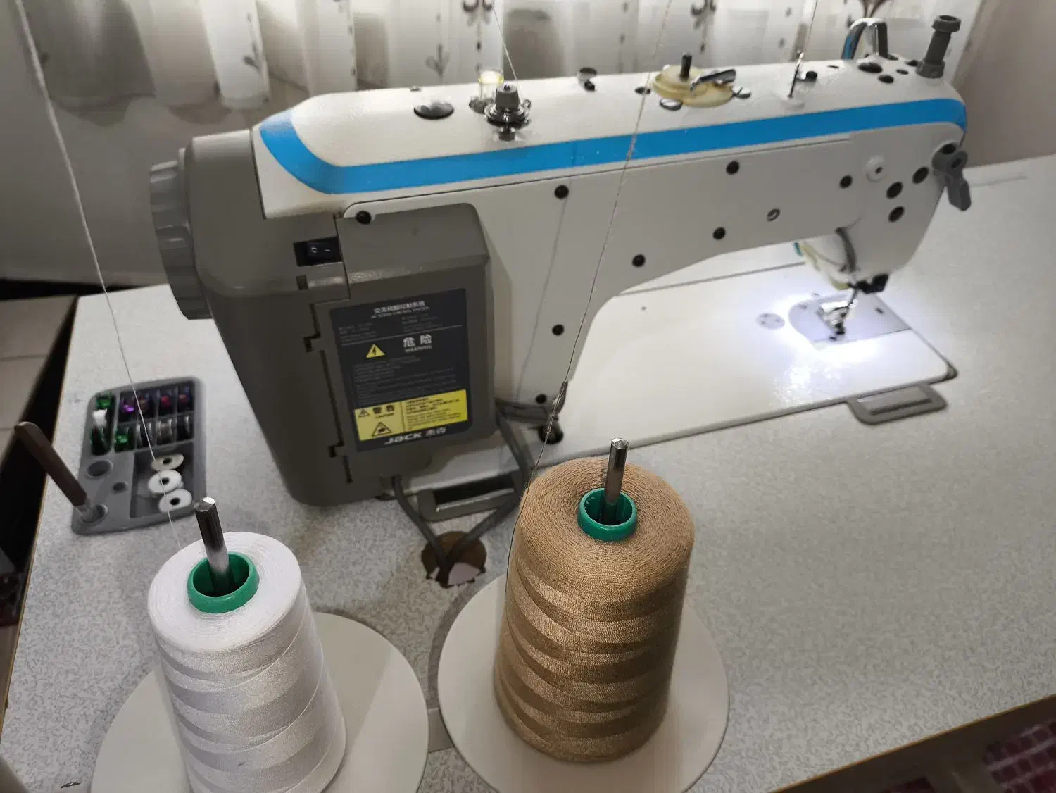 چرخ خیاطی تمام اتوماتیک جک|چرخ خیاطی و ریسندگی|ملایر, |دیوار