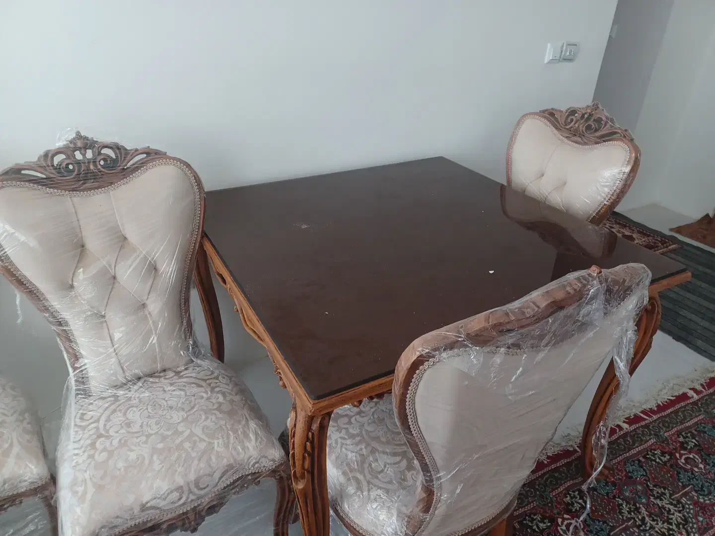 میز نهار خوری|میز و صندلی غذاخوری|اسلامشهر, شهرک مصطفی خمینی|دیوار