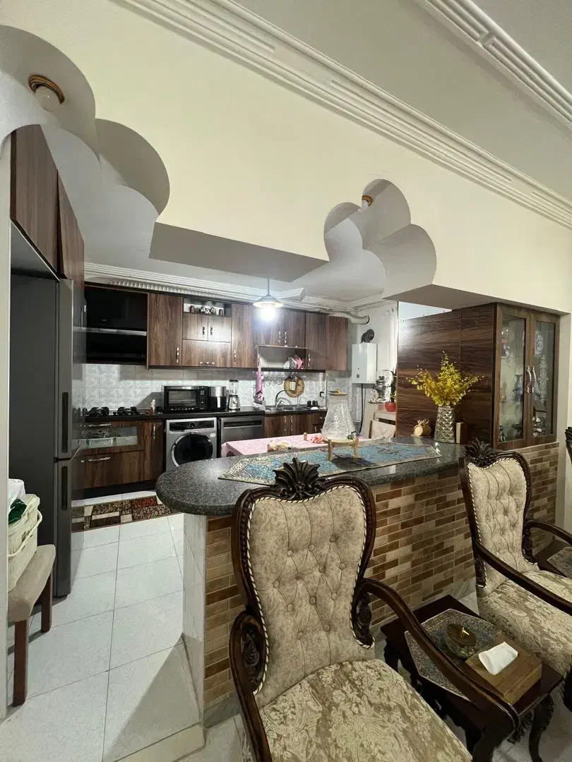 آپارتمان۱۱۰متری طبقه ی اول ایزددوست|اجارهٔ آپارتمان|رشت, فلسطین|دیوار