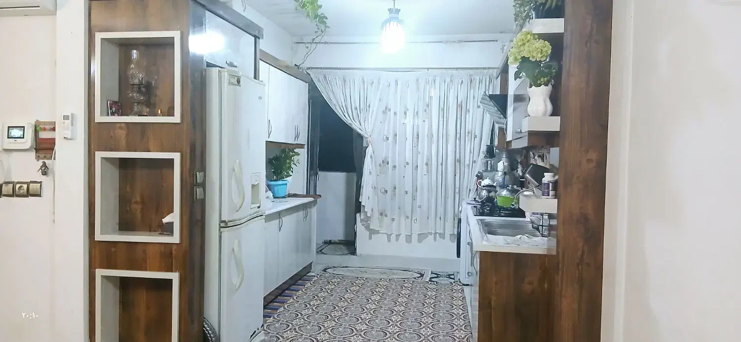 اپارتمان طبقه اول حاشیه کشاور۳|فروش آپارتمان|مشهد, نوید|دیوار