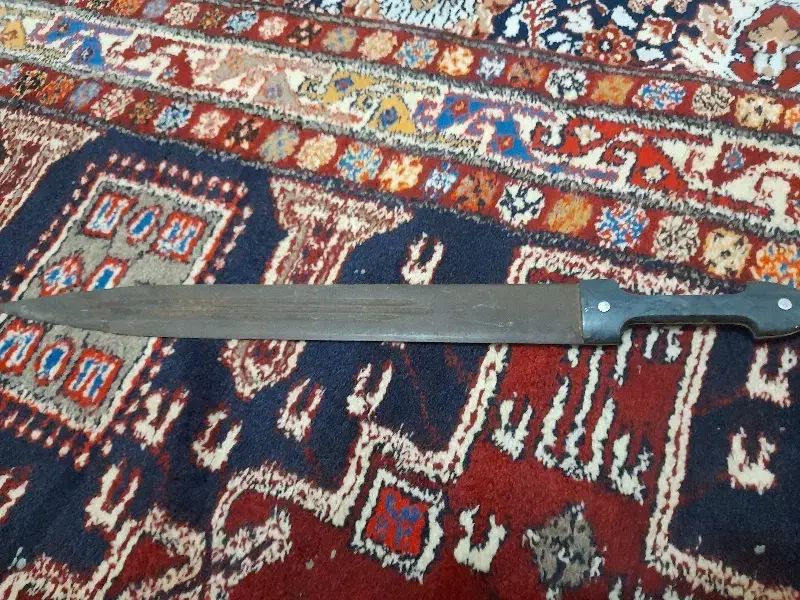 بیله سوار|کلکسیون اشیاء عتیقه|بیله سوار, |دیوار