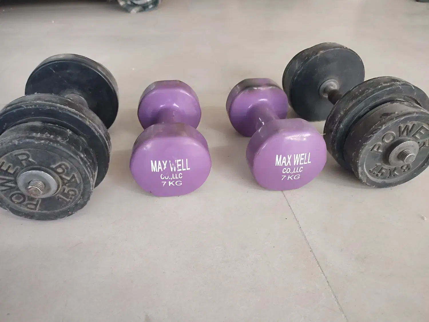 دمبل هفت کیلوی وهشت کیلو دستکش بوکس|تجهیزات ورزشی|زاهدان, |دیوار