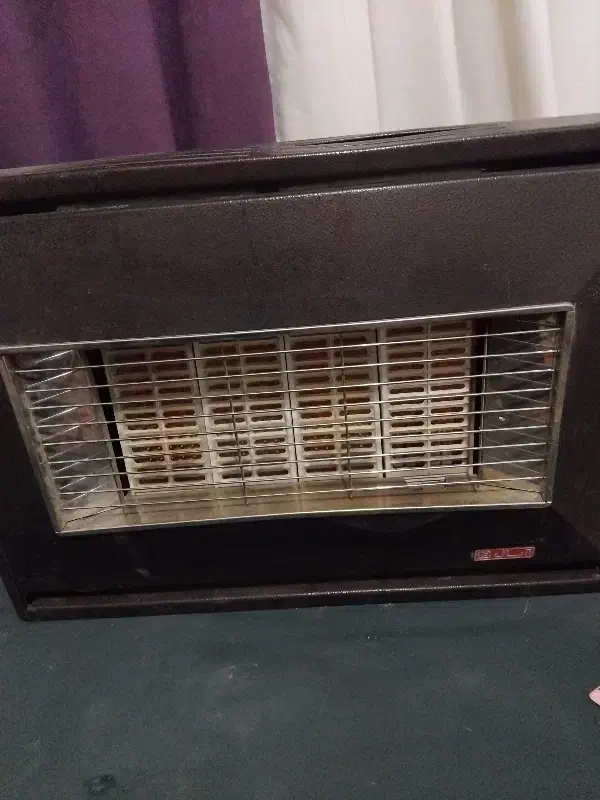 بخاری دیواری دود کش دار|بخاری، هیتر، شومینه|اسلام‌شهر, شهرک قائمیه|دیوار