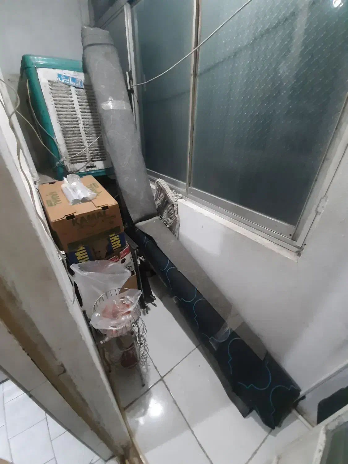 دو عدد موکت در ابعاد ۳در ۵متر،در حد نو|موکت|فردیس, شهرک سپاه|دیوار