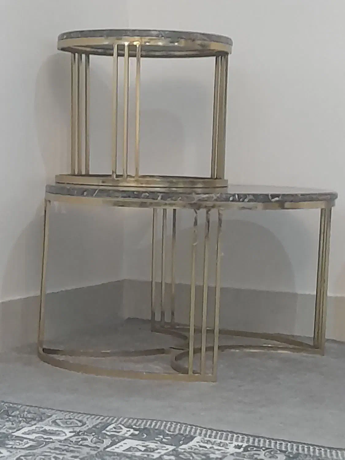 میز عسلی سنگی تمیز و مرتب|مبلمان خانگی و میز عسلی|خواف, |دیوار