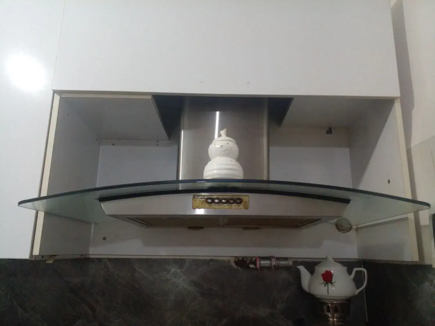 هود سالم|هود|سیاهکل, |دیوار