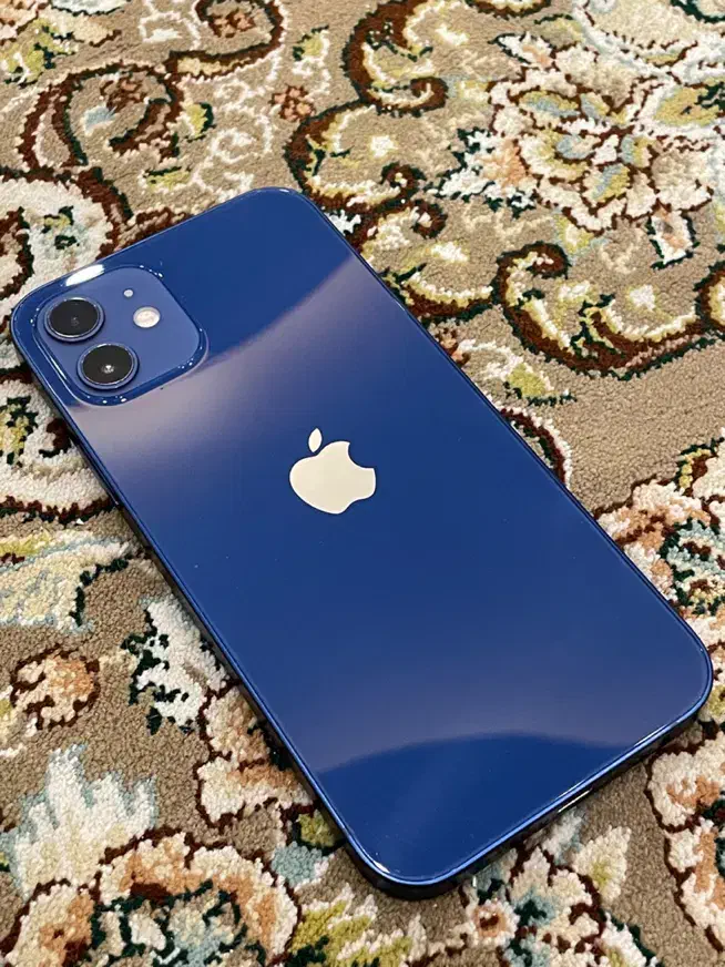 گوشی آیفون ۱۲ بسیار تمیز|موبایل|قم, زنبیل آباد|دیوار