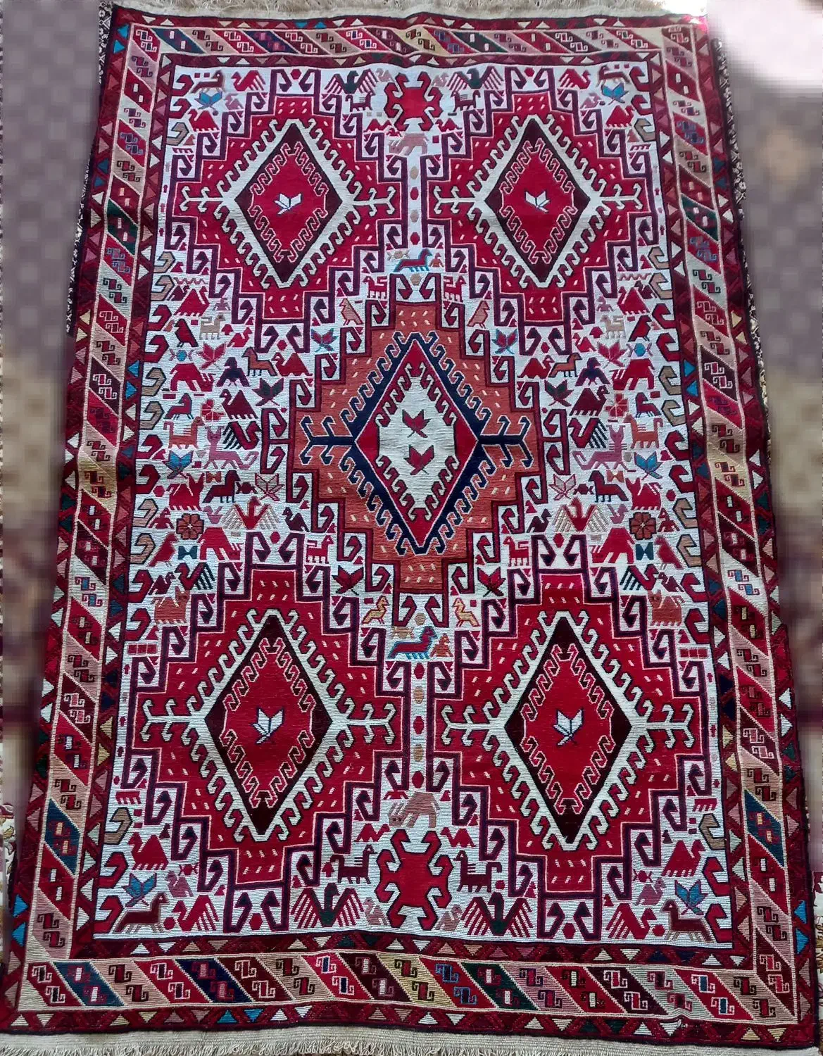 ورنی کف ابریشم|گلیم، جاجیم، گبه|تبریز, |دیوار