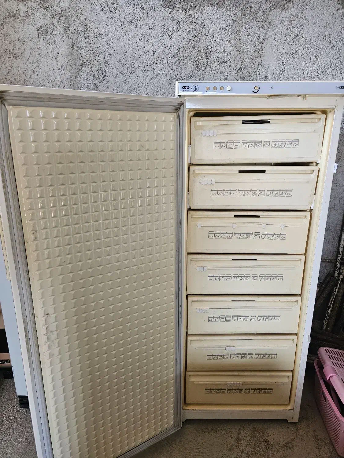 فروش یخچال و فریزر قدیمی ولی تضمینی|یخچال و فریزر|اهر, |دیوار