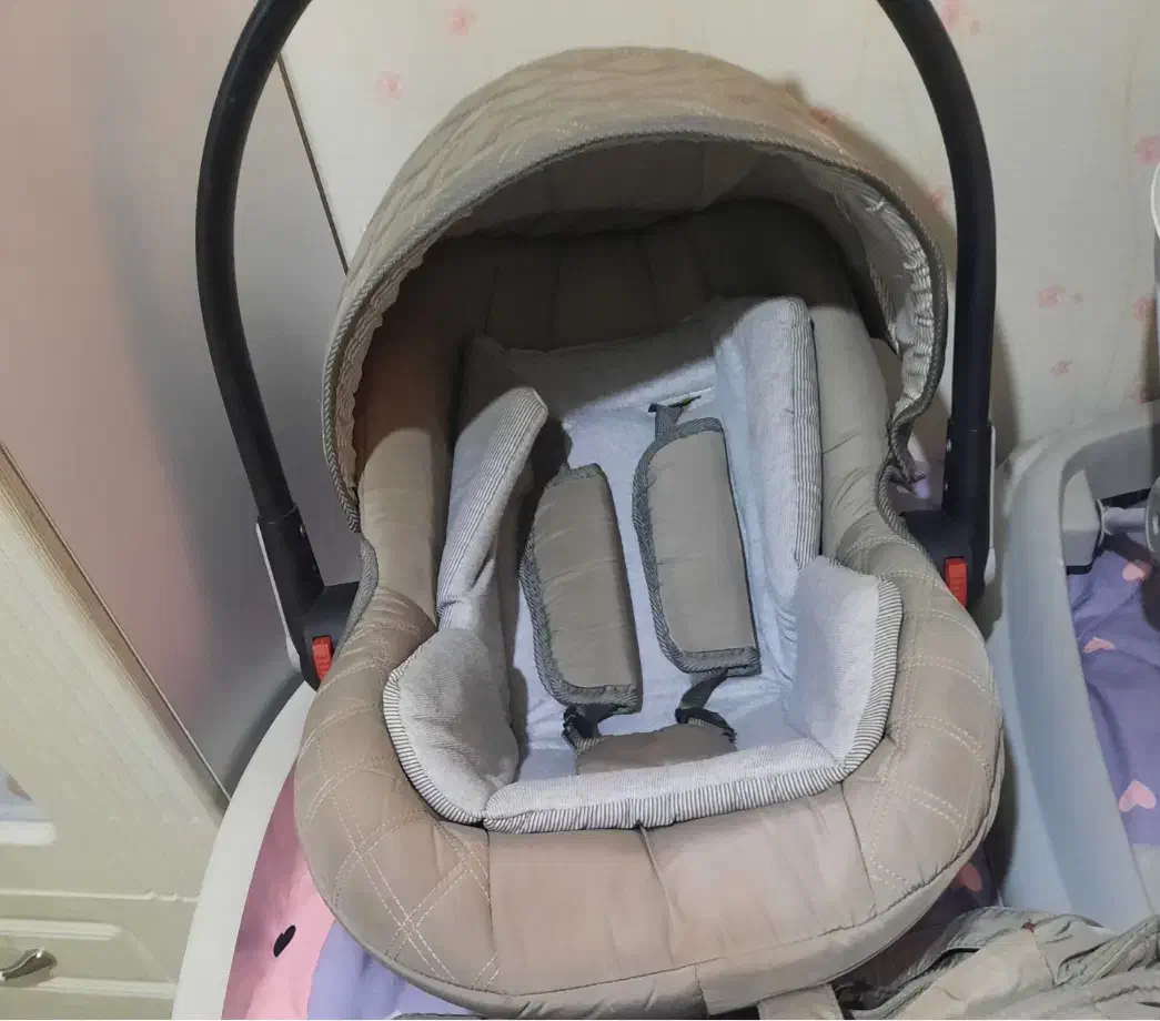 کالسکه و کریر(صندلی ماشین)|کالسکه و لوازم جانبی|تهران, جلیلی|دیوار