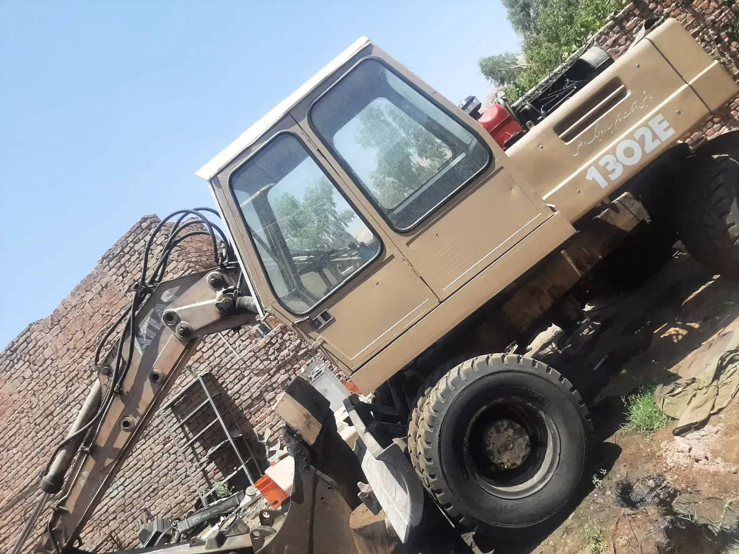 بیل اطلس 1302|خودرو سنگین|کرمان, |دیوار