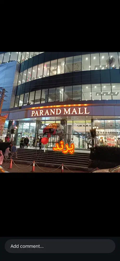 استخدام وسط کار آقا در فودکورت پرند مال|استخدام خدمات فروشگاه و رستوران|پرند, فاز ۳|دیوار