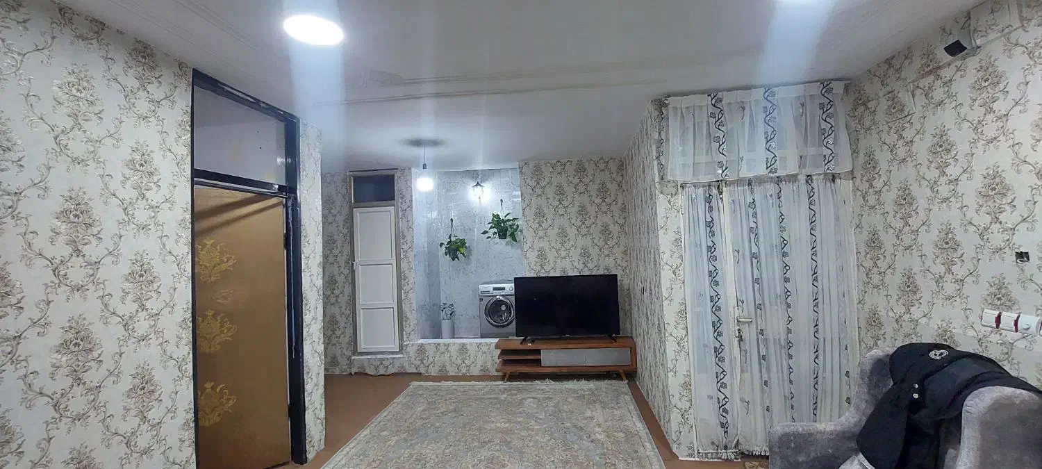 فروش طبقه بالا ویلایی پانصد دستگاه شهرک معلم|فروش خانه و ویلا|دوگنبدان, |دیوار