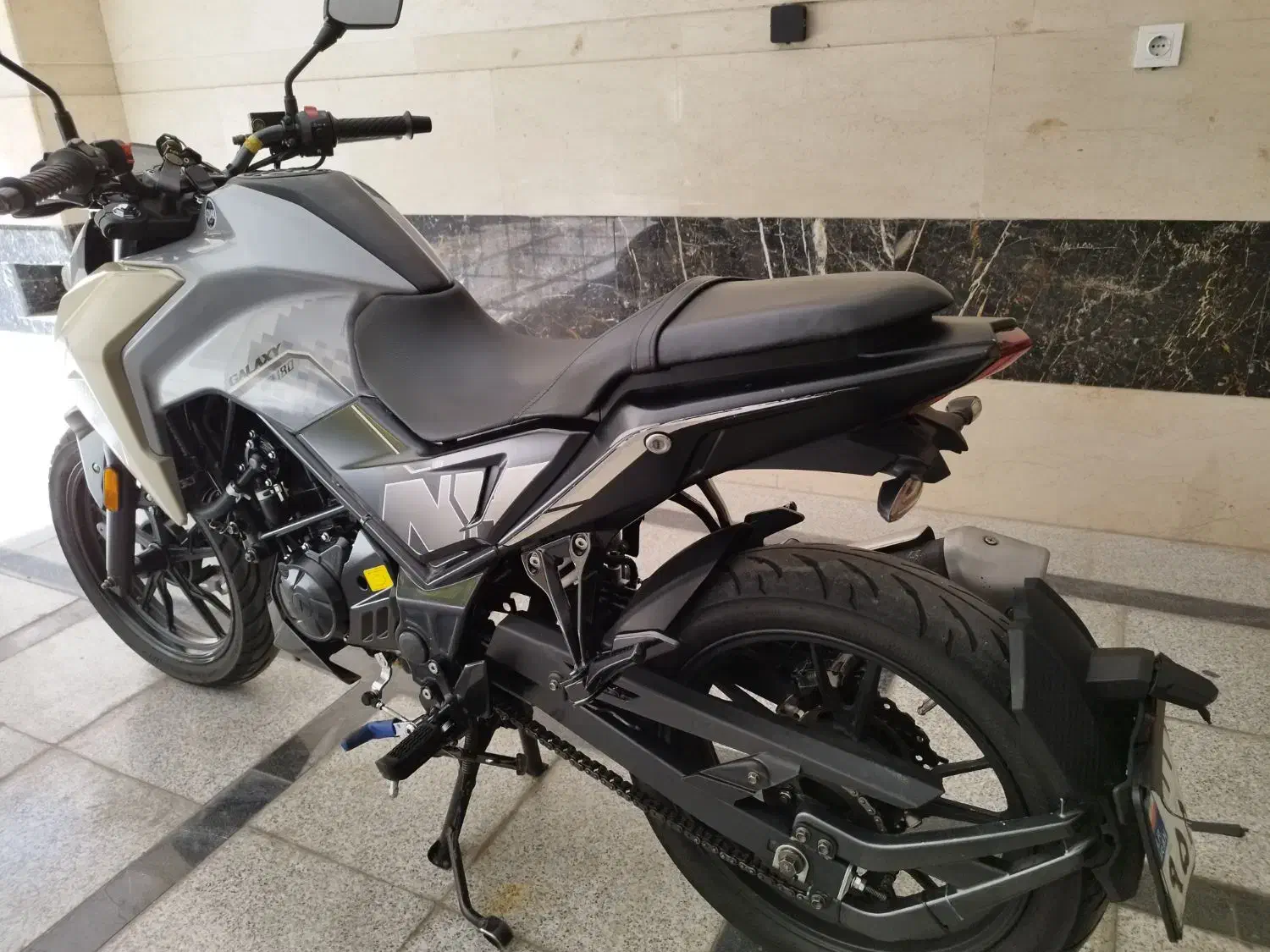 مدل ۱۴۰۰|موتورسیکلت|تهران, لاله زار|دیوار