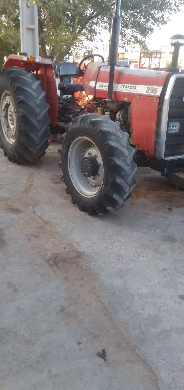 ترکتورفرکوسن  مدل ۸۶|خودرو سنگین|قزوین, |دیوار