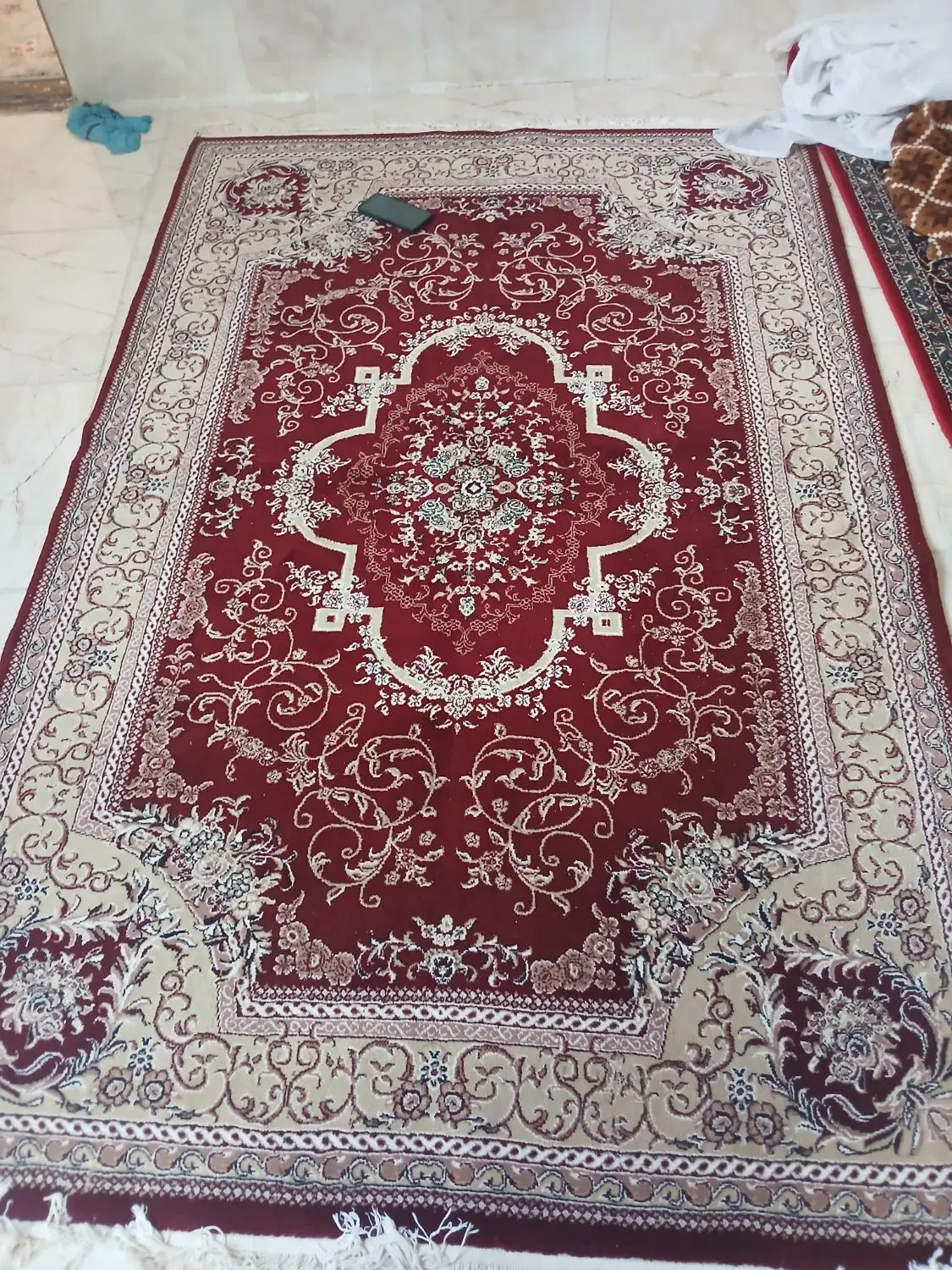 قالی یکونیم در دو و کنارع قالی|فرش|کرمانشاه, |دیوار