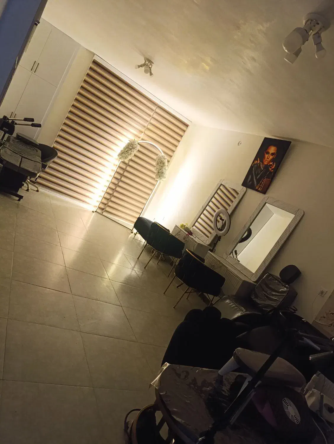 خدمات سالن زیبایی سحر|خدمات آرایشگری و زیبایی|نجفآباد, بازار|دیوار