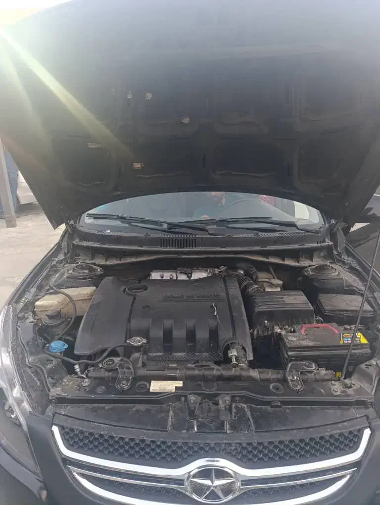 جک j5 1800 زیر قیمت|خودرو سواری و وانت|کرج, کیانمهر|دیوار