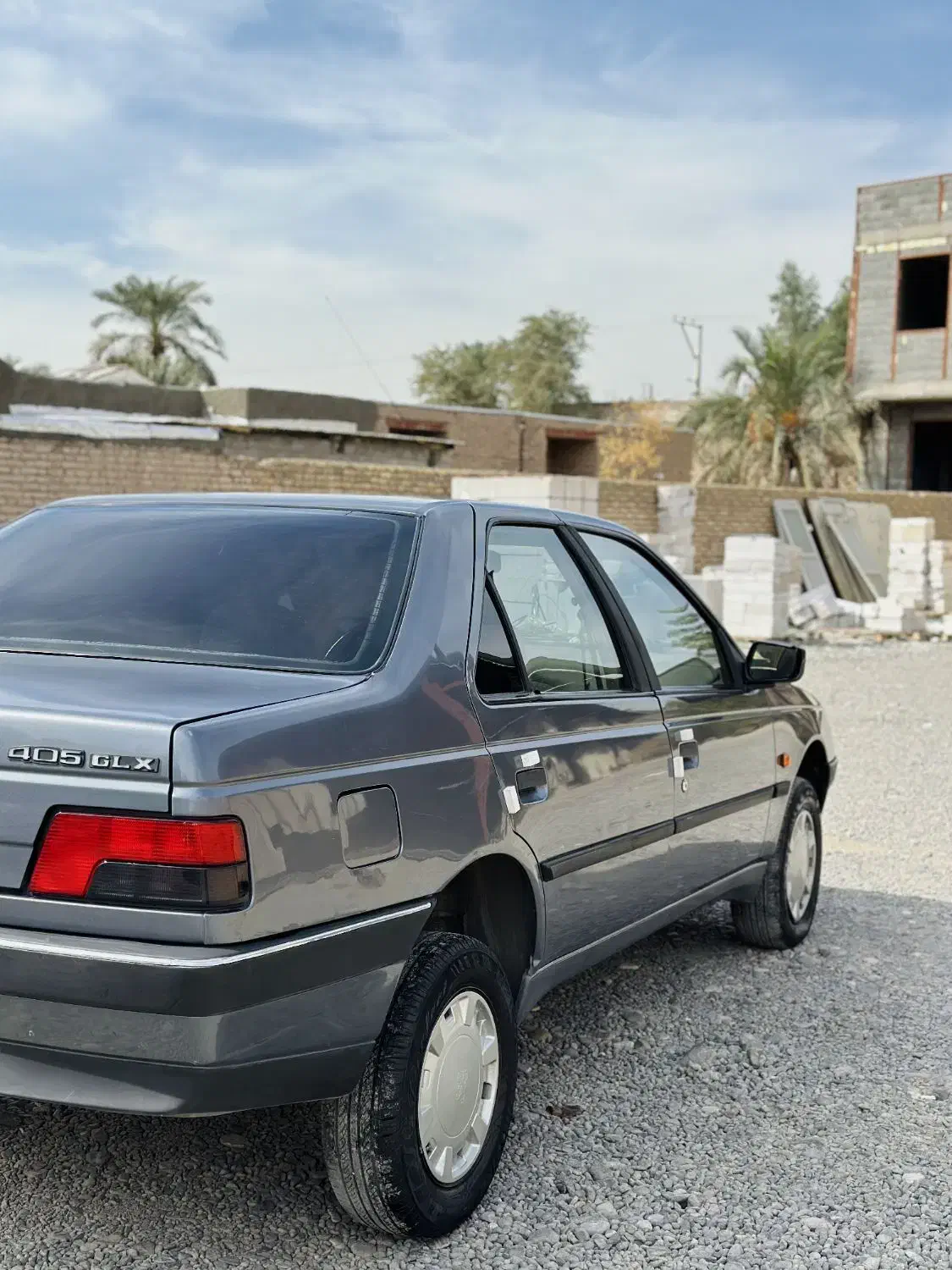 پژو405مدل ۹۳درحدصفر کم کار باضمانت|خودرو سواری و وانت|جیرفت, |دیوار