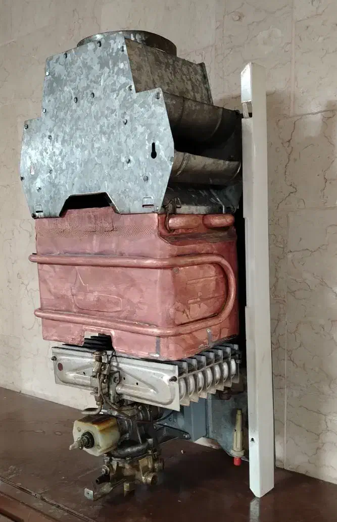 آبگرمکن بوتان b15|آبگرمکن، پکیج، شوفاژ|تبریز, |دیوار