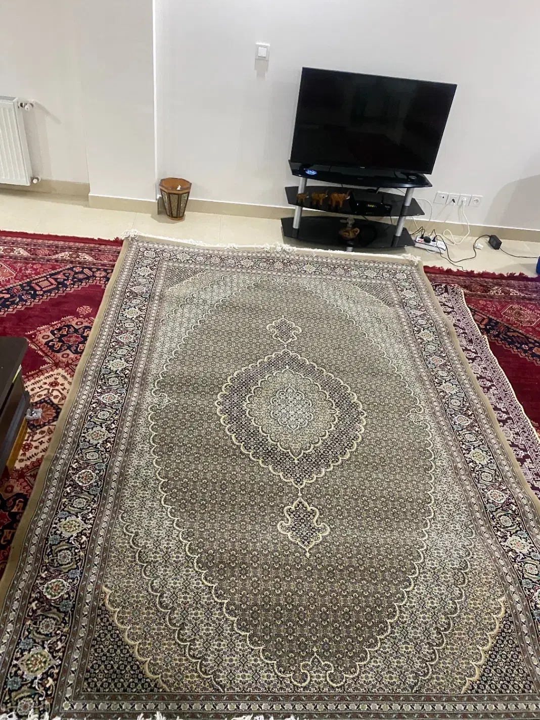 فرش ۶ متری طرح ماهی ( فرش مشهد )|فرش|چابکسر, |دیوار